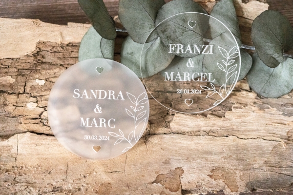 Anhänger aus Acryl / Hochzeit / Brautpaar - personalisiert -